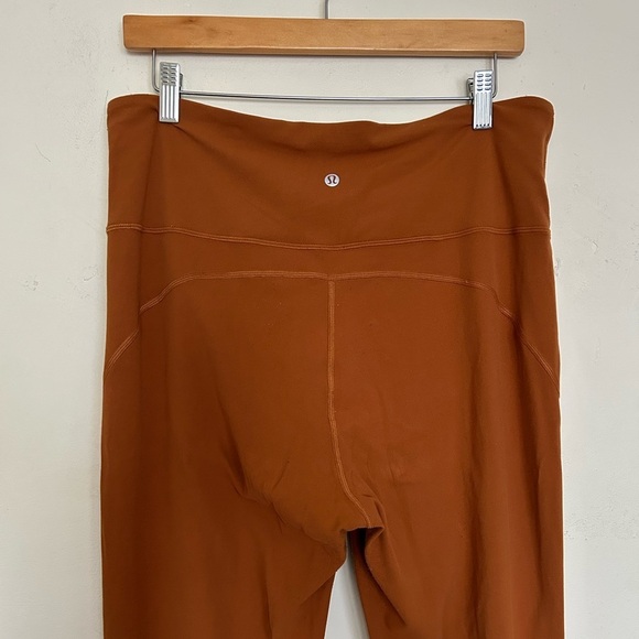 Lululemon groove super-high-rise flared pant Nulu - Picture 3 of 9